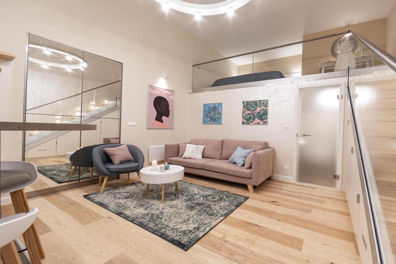 Ozone One Apartment Budapesta Exterior foto